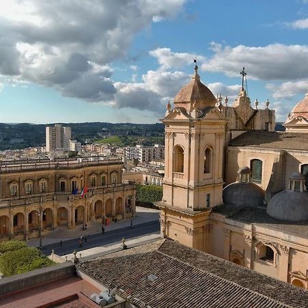 Palazzo Trigona Dependance Noto Exterior foto