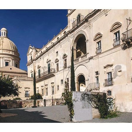 Palazzo Trigona Dependance Noto Exterior foto