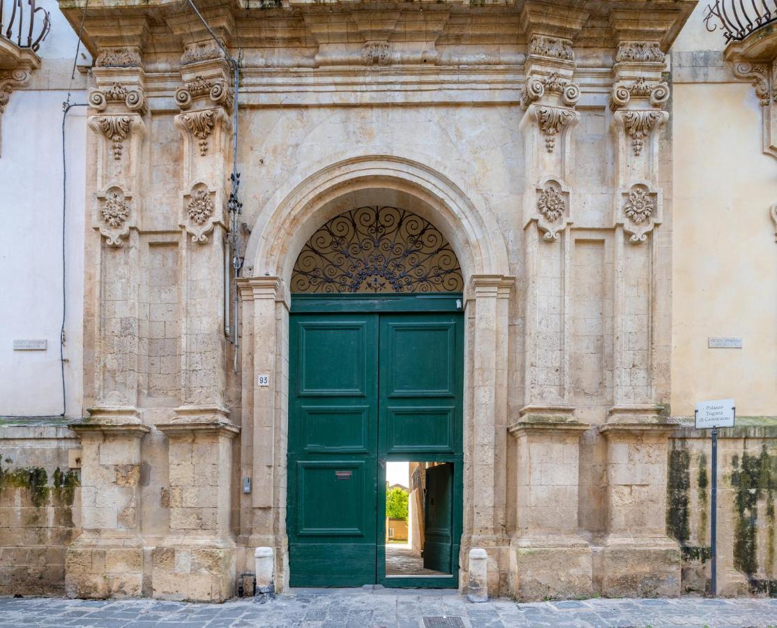 Palazzo Trigona Dependance Noto Exterior foto