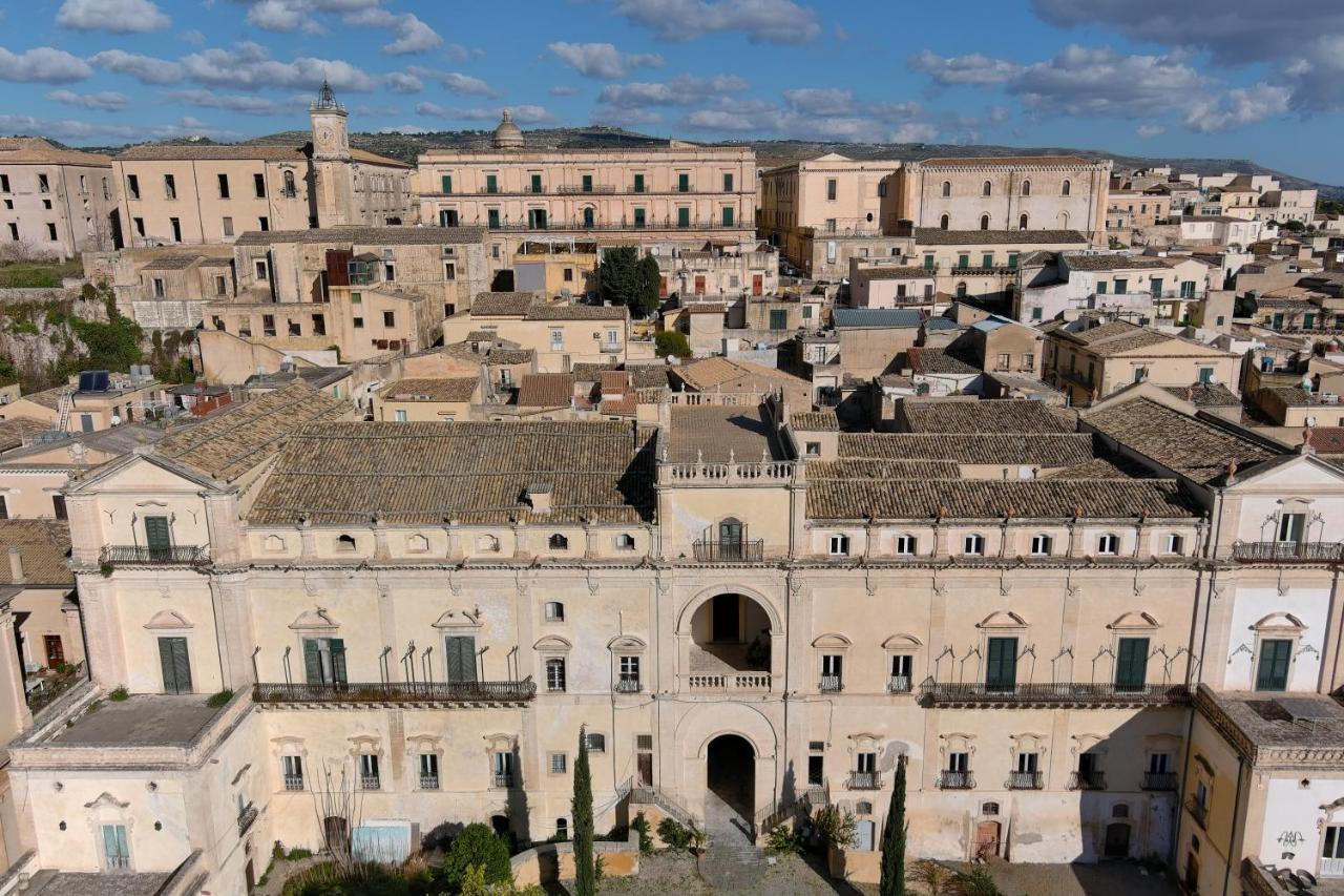 Palazzo Trigona Dependance Noto Exterior foto